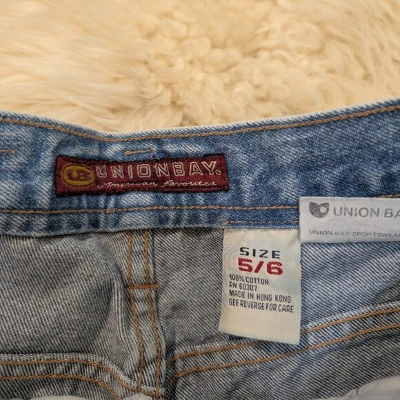 Union Bay Women's Blue Mid Washed Tapered High Waist Mom Jeans Size 5/6 - Picture 6 of 8